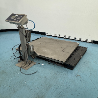 Mettler Toledo IND560 Floor Scale image 1